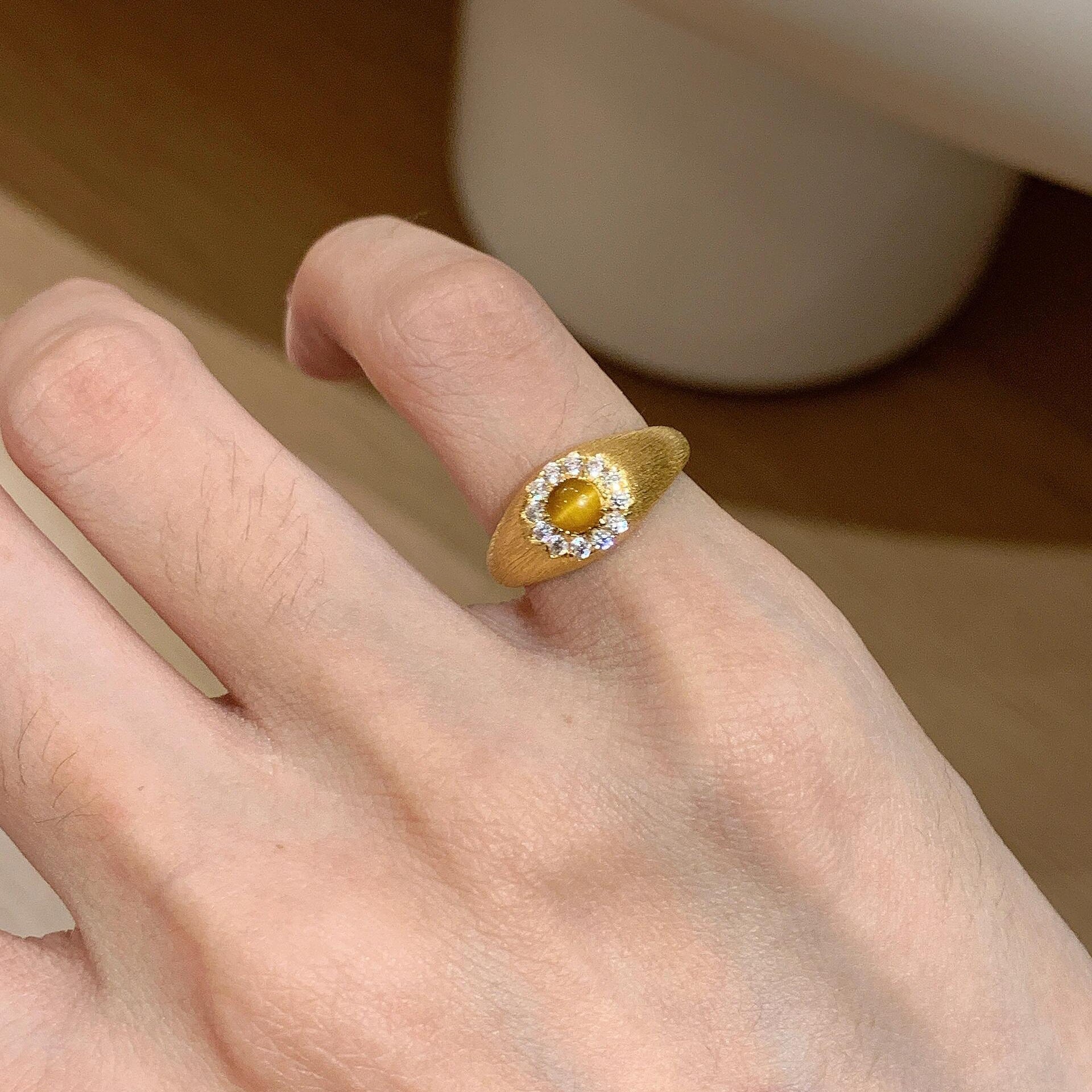 [Retro Luxe] Sterling Silver Gold Plated 18k Open Adjustable Tiger Eye Stone Ring - Brushed Style, Sterling Silver with Diamond Accents, Perfect for Weddings and Anniversaries, Suitable for Men and Women - YUZENG-jewelrystore.com