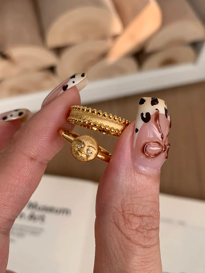 [Retro Luxe] 18k Medieval Sun, Moon and Star Ring - Star Energy Ring, Brushed Vintage Style - Daily Wear to Increase Energy - YUZENG-jewelrystore.com