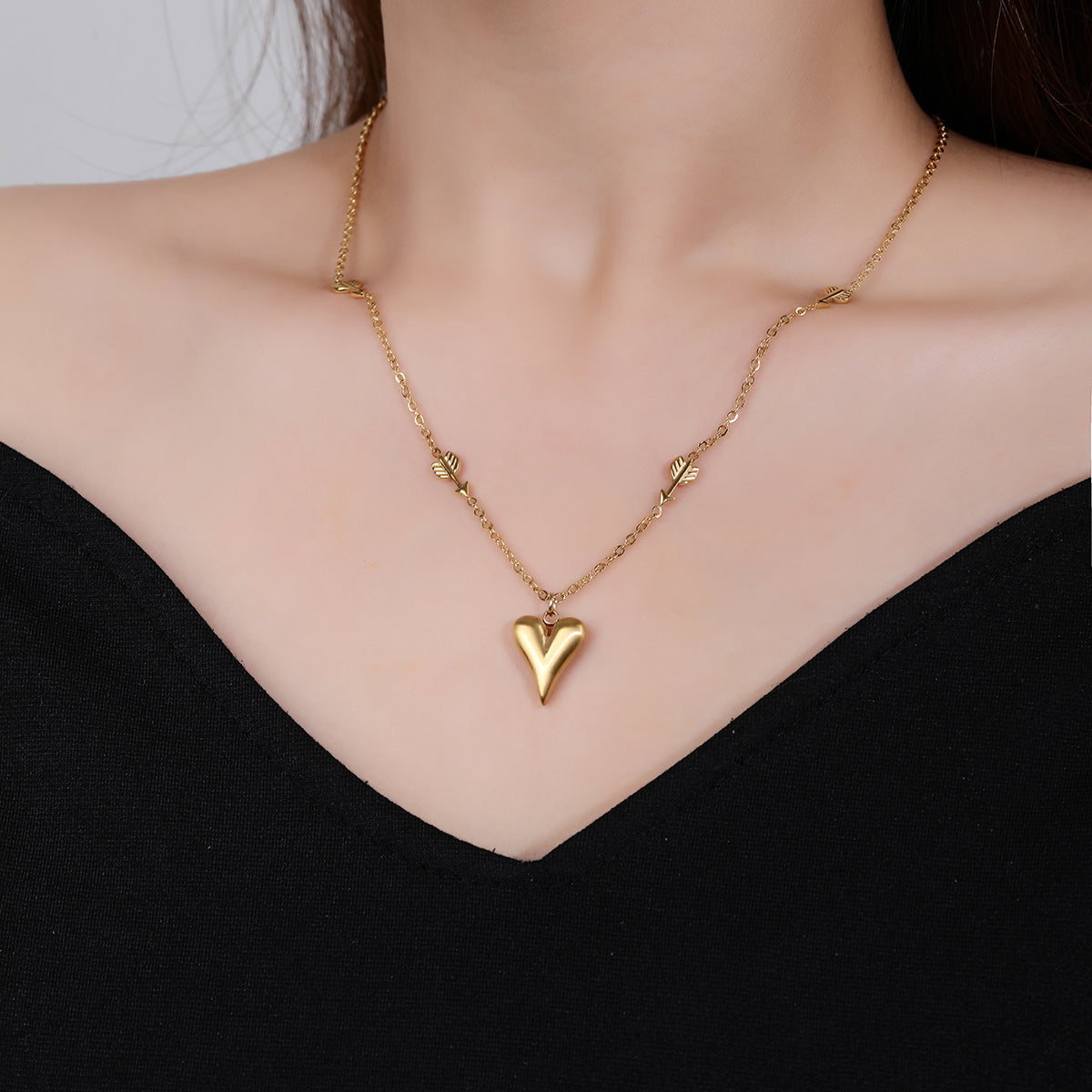 316L Stainless Steel, Simple Fashion, 18K Gold Baked Black Heart Necklace - YUZENG-jewelrystore.com