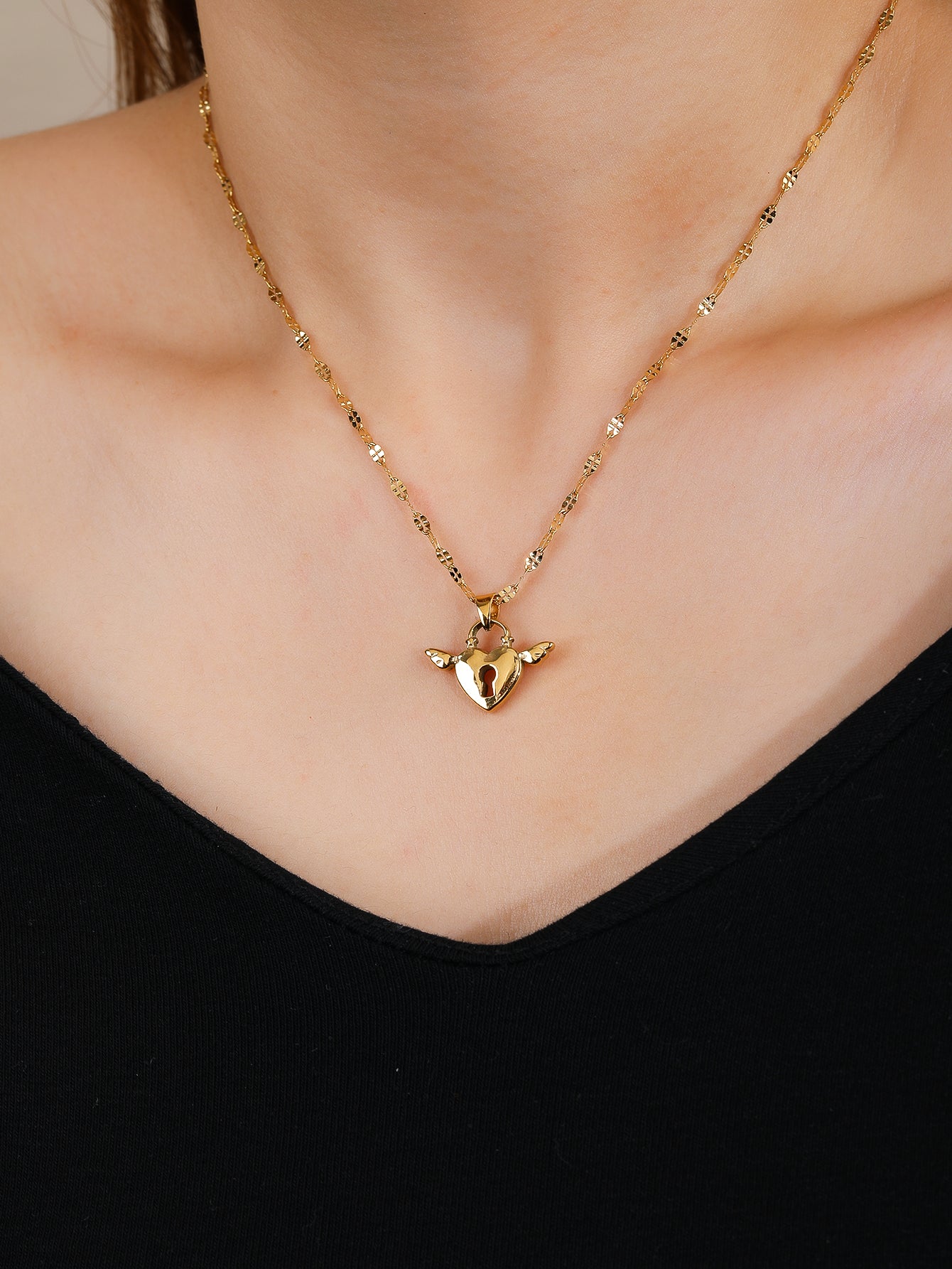 Stainless Steel Pendant Necklace for Women - Fashionable, Versatile, and Cute Heart Wing Lock Design with 18K Gold Plating - Perfect for Everyday Style! - YUZENG-jewelrystore.com