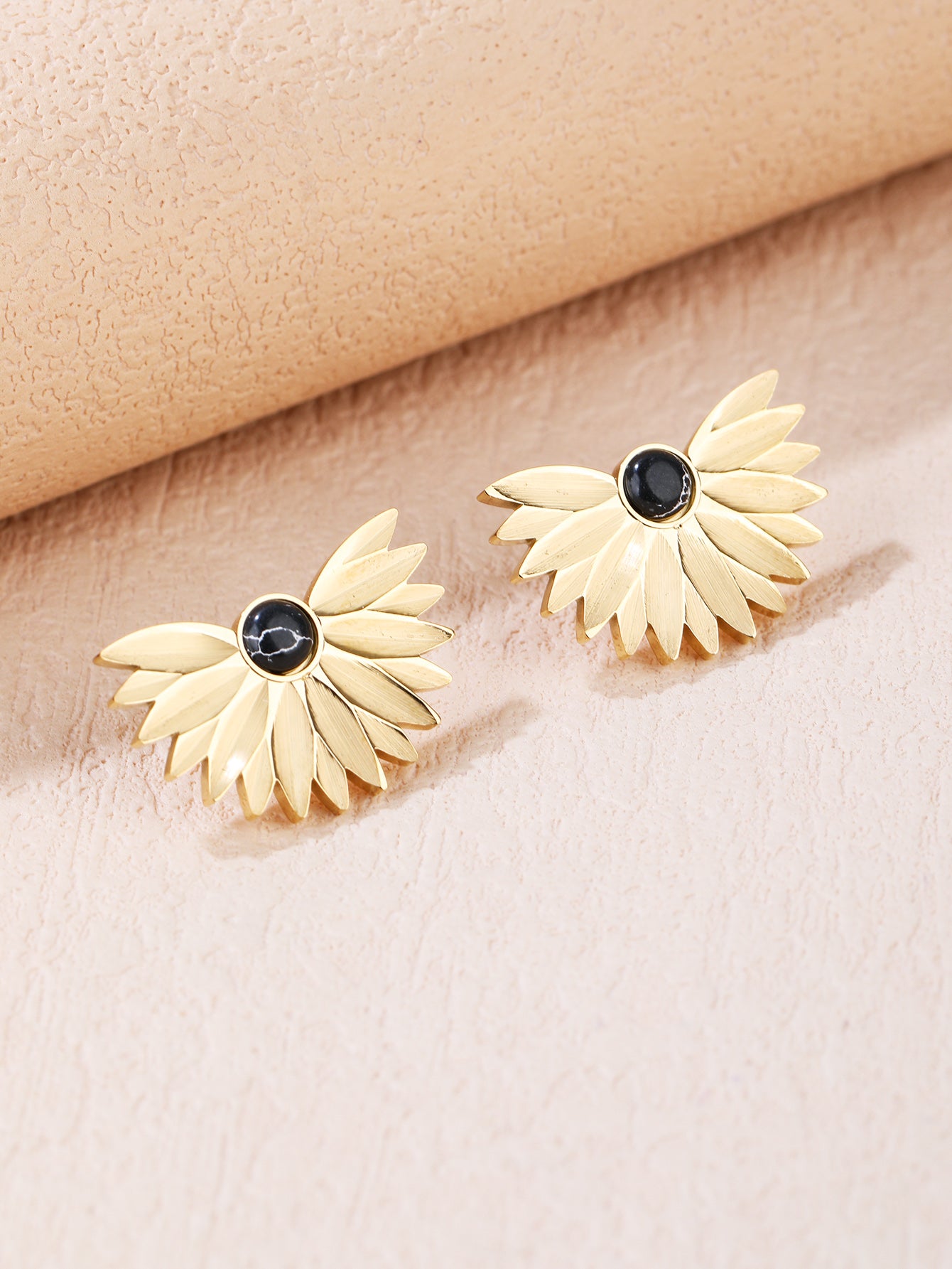 Fashion stainless steel 18k sunflower obsidian earrings - YUZENG-jewelrystore.com
