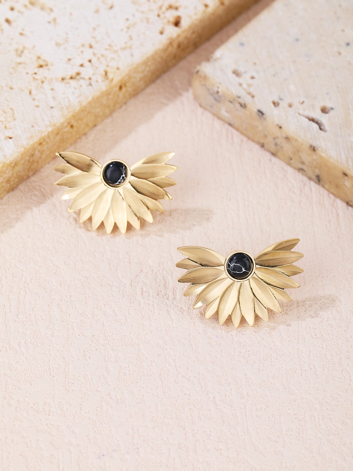 Fashion stainless steel 18k sunflower obsidian earrings - YUZENG-jewelrystore.com