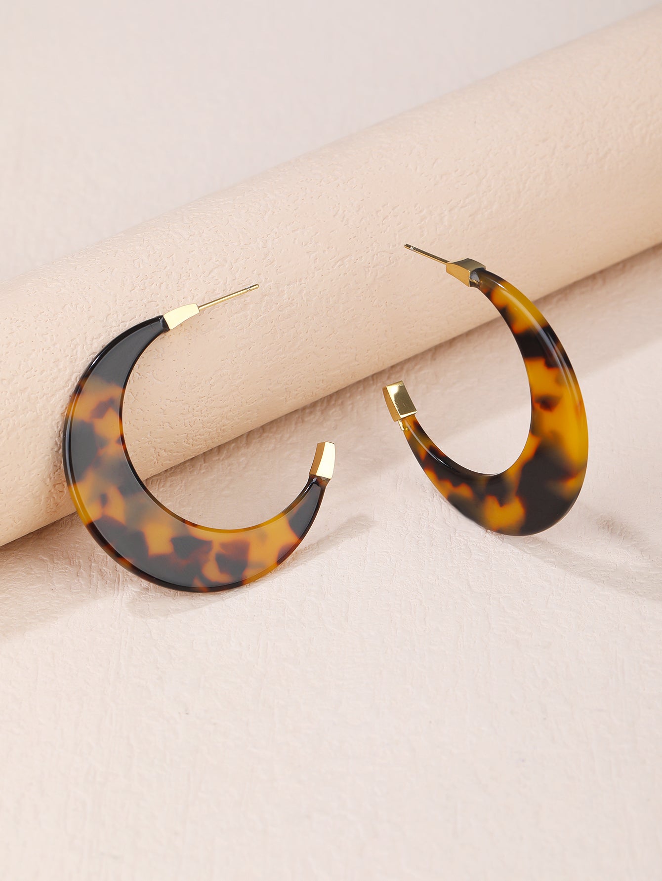 Stainless Steel 18K Gold Plated Leopard Print Crescent Moon Acrylic Earrings - Personalized, Fashionable, and Versatile Summer Style - Perfect for Everyday Looks! - YUZENG-jewelrystore.com