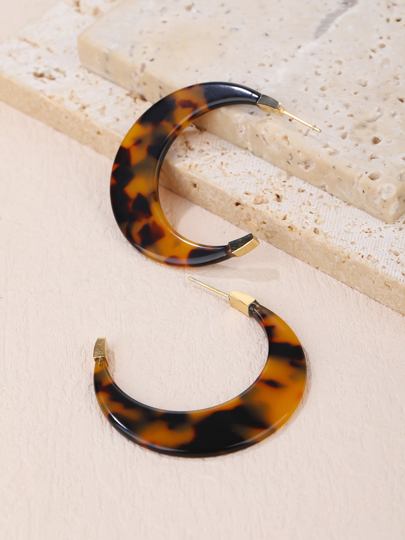 Stainless Steel 18K Gold Plated Leopard Print Crescent Moon Acrylic Earrings - Personalized, Fashionable, and Versatile Summer Style - Perfect for Everyday Looks! - YUZENG-jewelrystore.com
