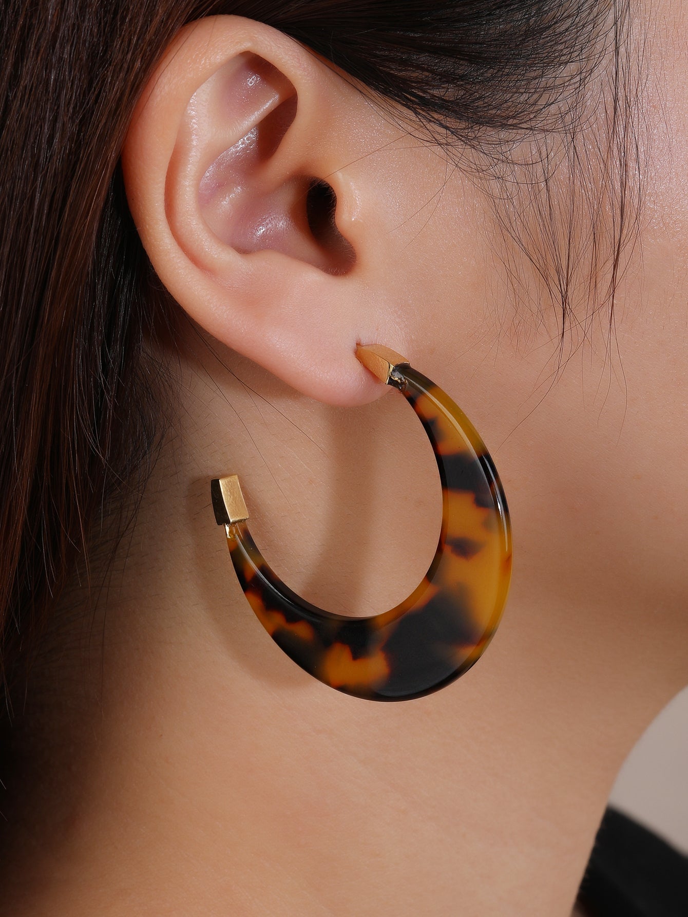 Stainless Steel 18K Gold Plated Leopard Print Crescent Moon Acrylic Earrings - Personalized, Fashionable, and Versatile Summer Style - Perfect for Everyday Looks! - YUZENG-jewelrystore.com