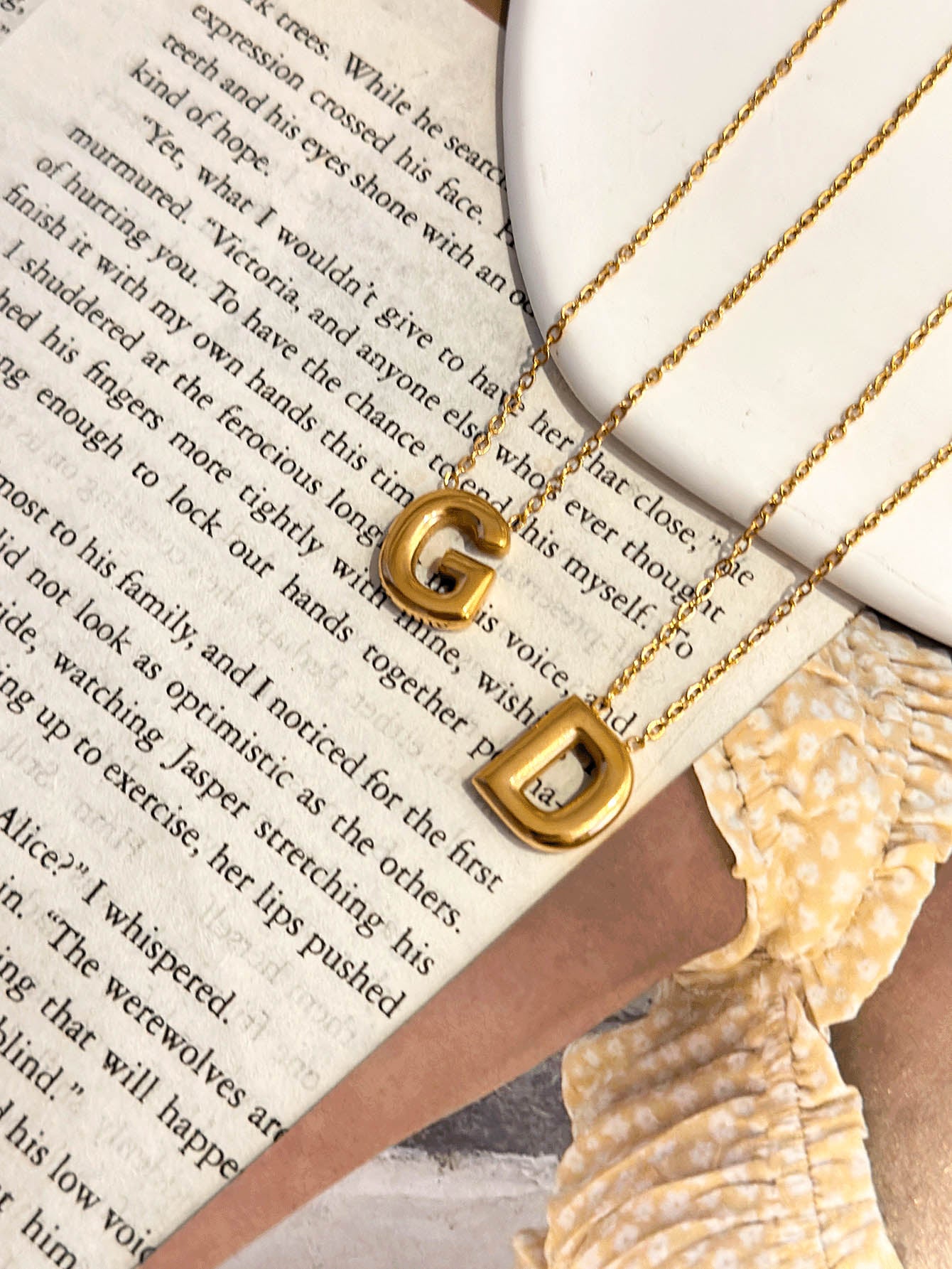 Stainless Steel Light Luxury Letter Pendant Necklace 18k Gold - YUZENG-jewelrystore.com