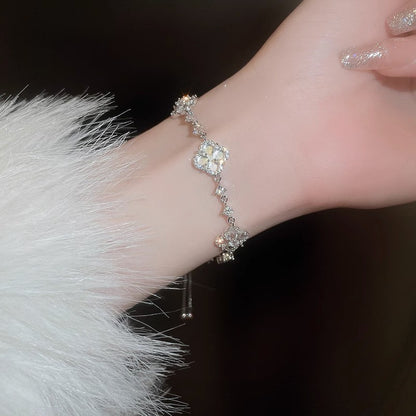 Four petals flower zirconia flower bracelet light luxury senior sense of temperament adjustable bracelet new hand jewelry female - YUZENG-jewelrystore.com
