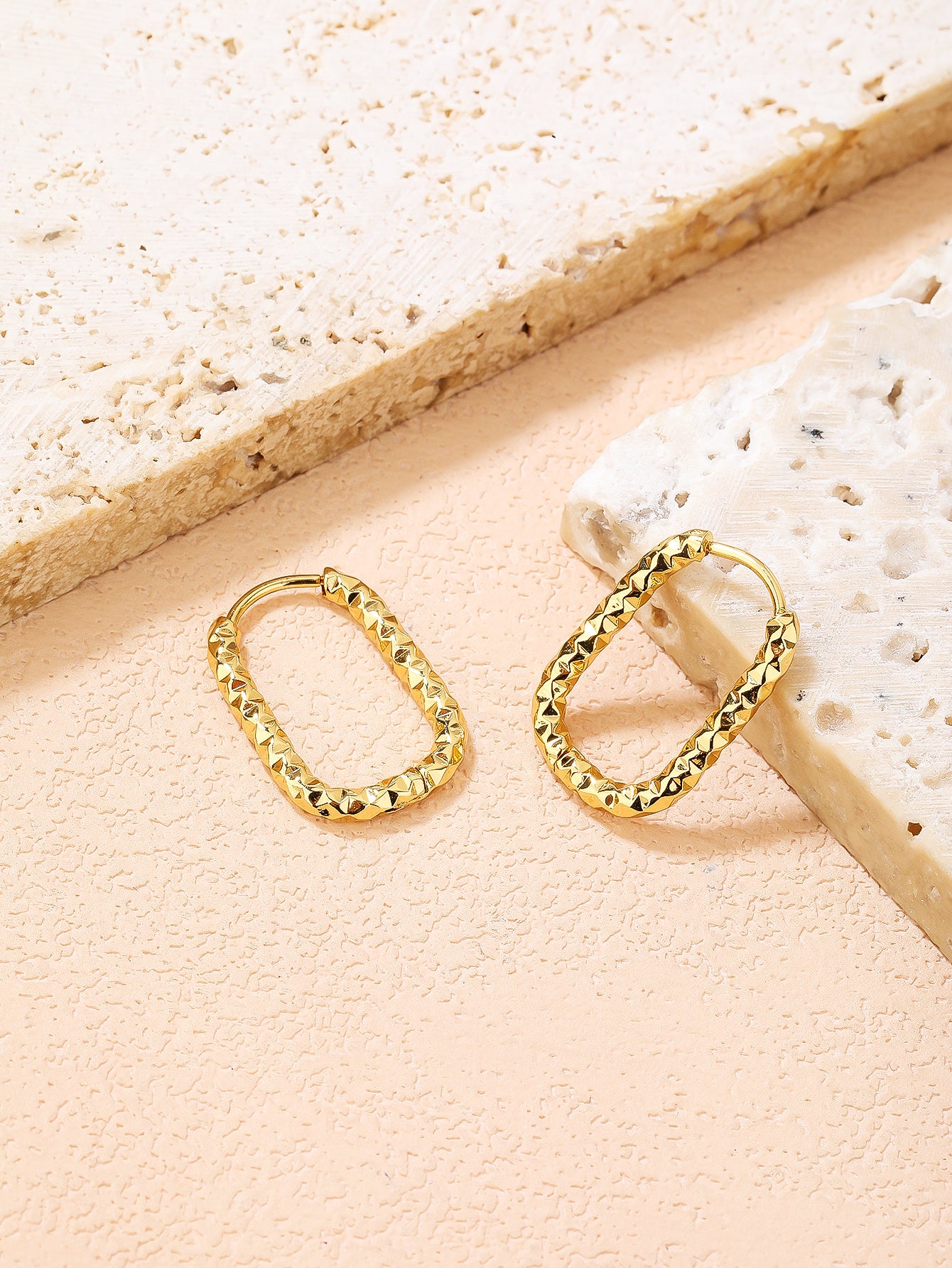 YUZENG Hammered Texture! 18k Gold Plated Geometric Oval Earrings - YUZENG-jewelrystore.com