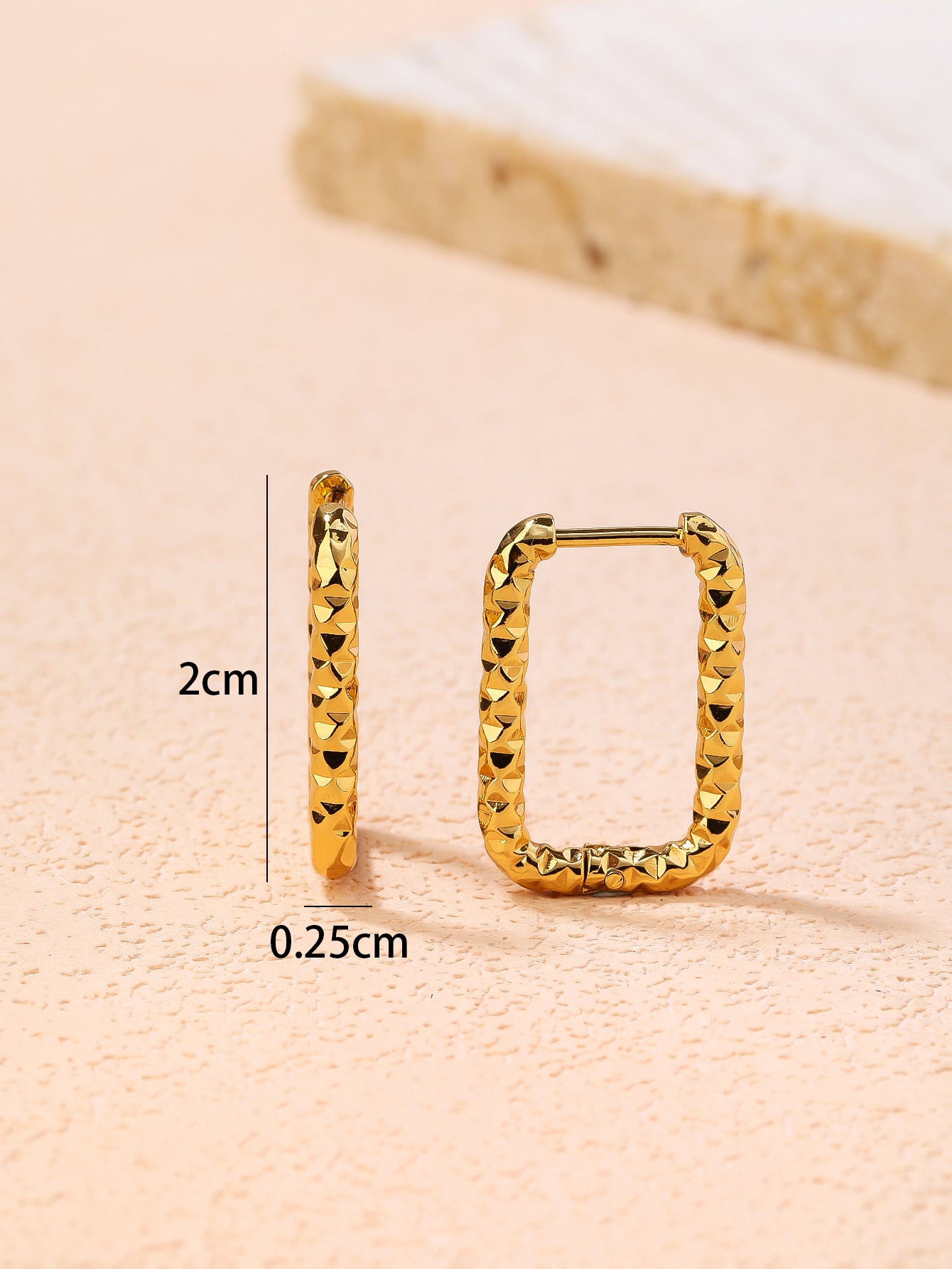 YUZENG Chic Vintage! Hammered Texture Geometric Rectangle Earrings with 18k Gold Plating！ - YUZENG-jewelrystore.com