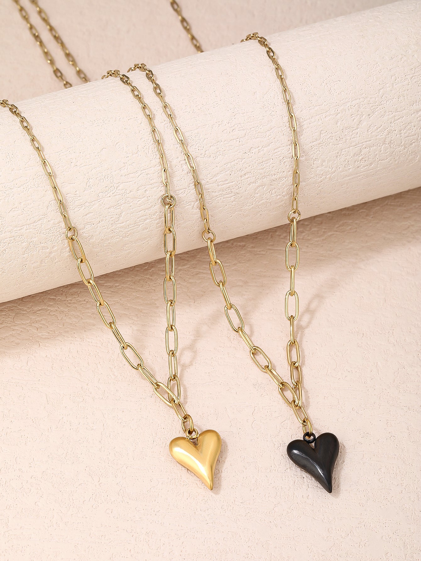 316L Stainless Steel, Simple and Stylish, 18k Gold Heart Baked Porcelain Black Heart Necklace - YUZENG-jewelrystore.com