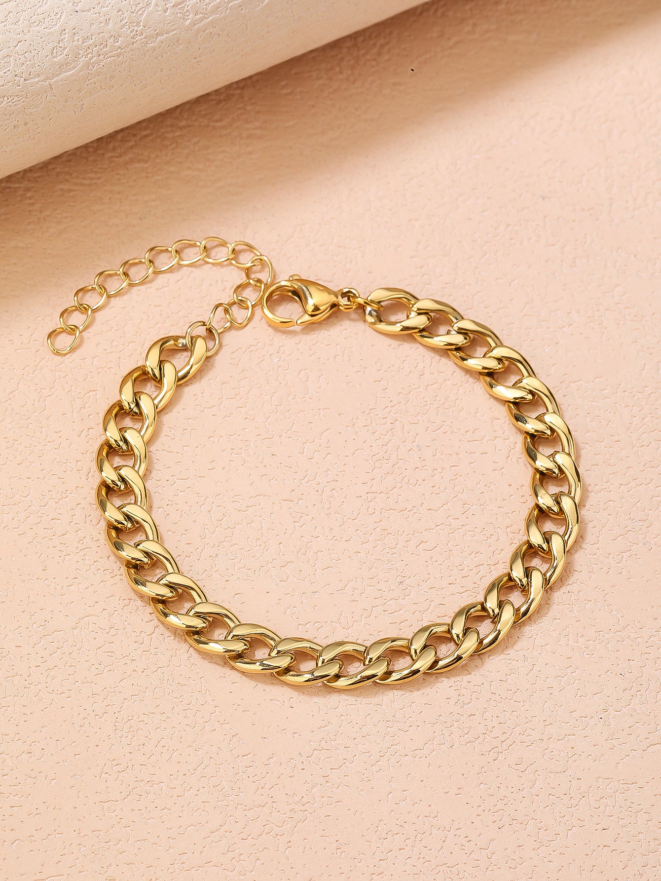 Classic Cuban Link Necklace - A Timeless Piece for Everyday Wear - YUZENG-jewelrystore.com