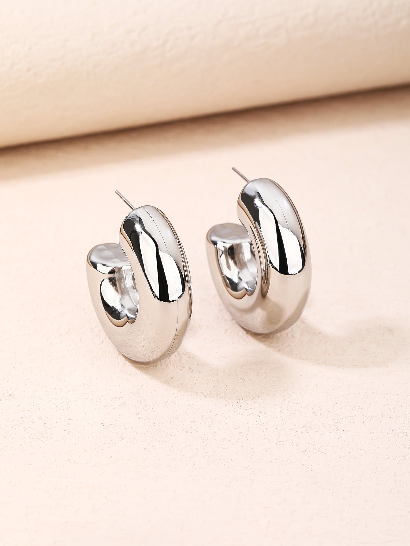 Fashion Steel Glossy Geometric Curved Stud Earrings for Women,Stainless Steel Earrings,for Daily Wear - YUZENG-jewelrystore.com