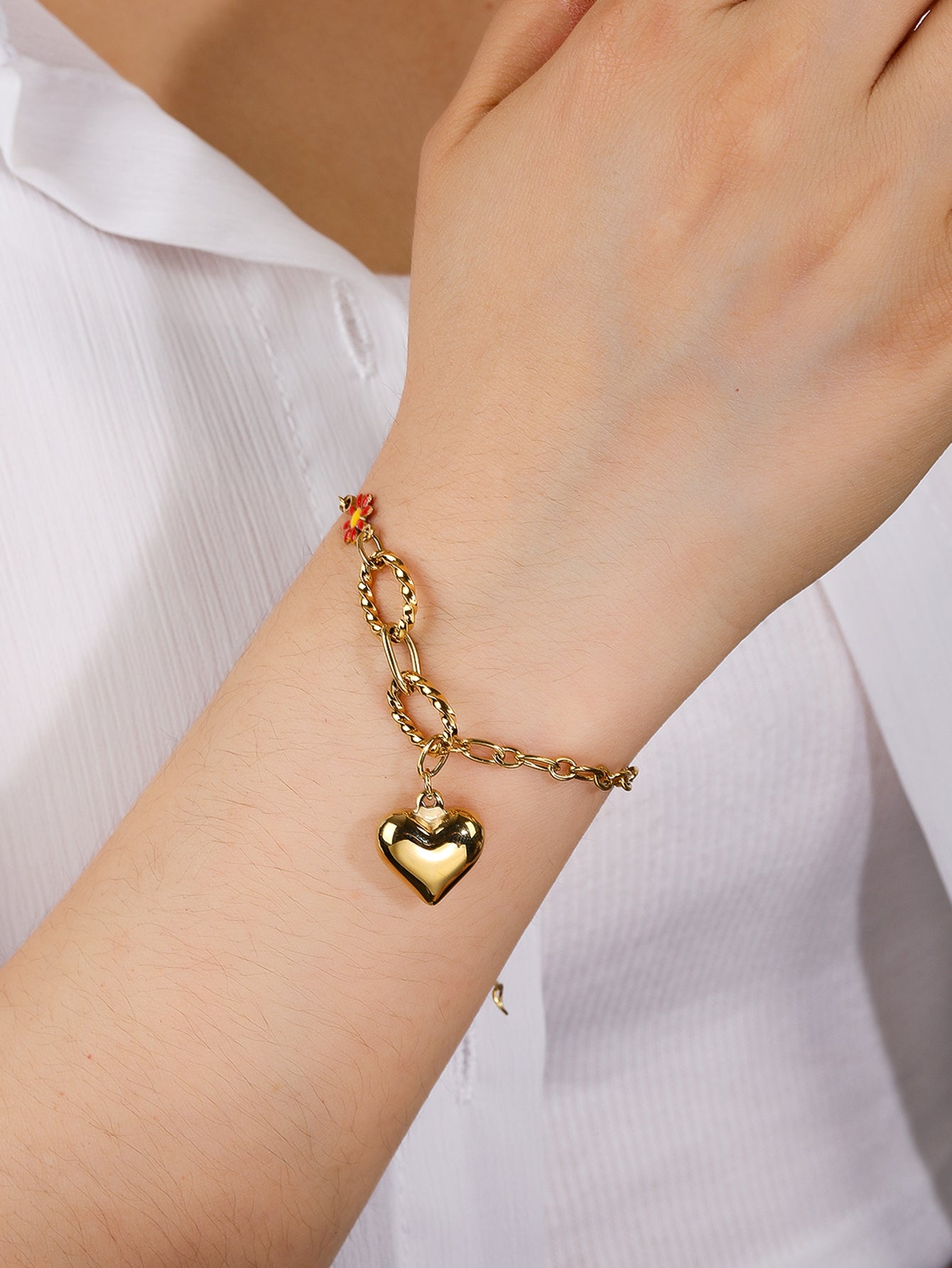 Cute and Versatile Flower Heart Necklace in Stainless Steel - YUZENG-jewelrystore.com