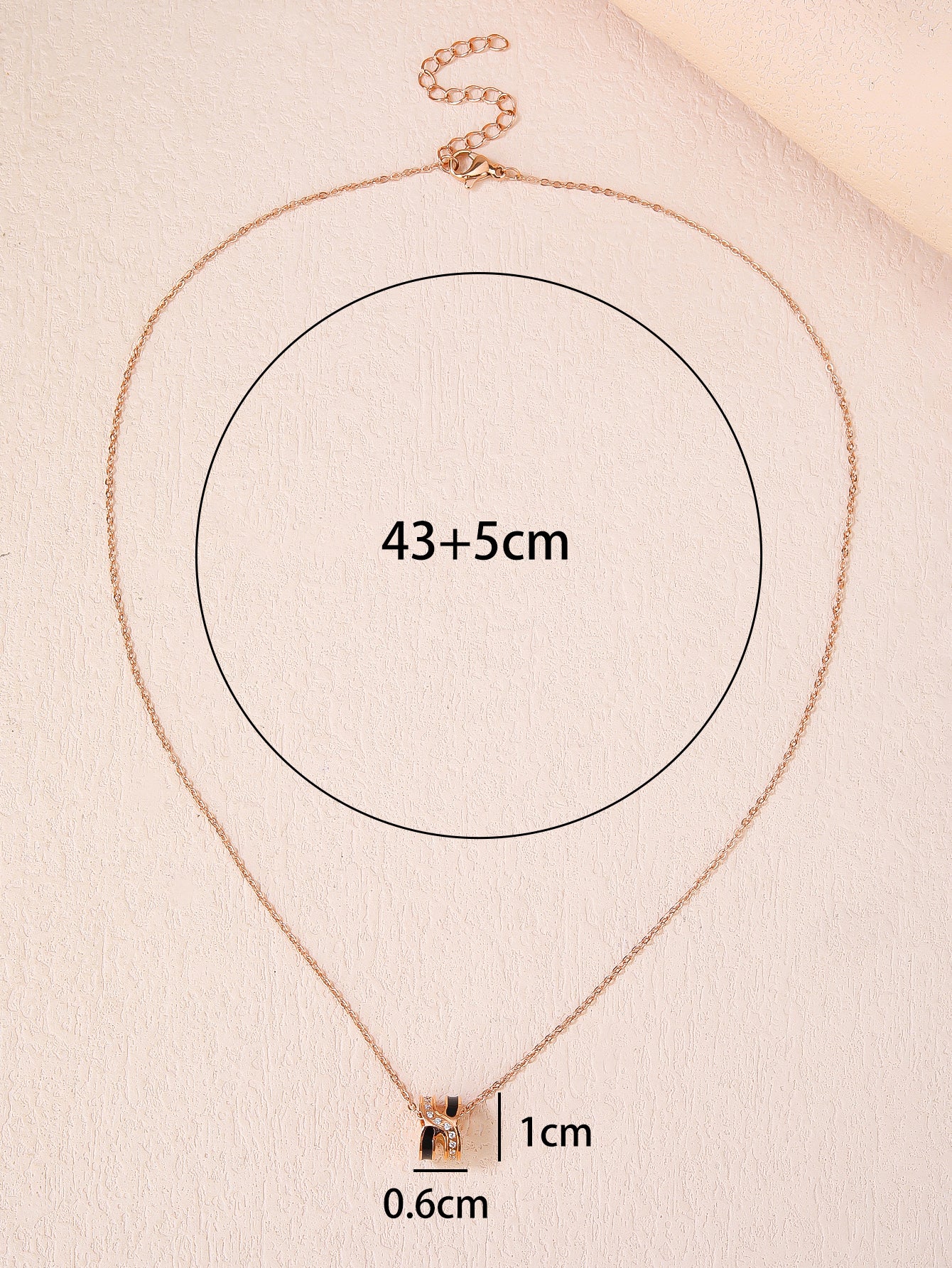 Sparkle in Style with Our Dazzling H Initial Circle Necklace - YUZENG-jewelrystore.com