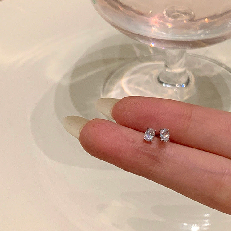 Delicate small zirconia earrings set of female minimalist cold wind retro personality simple versatile temperament earrings earrings - YUZENG-jewelrystore.com
